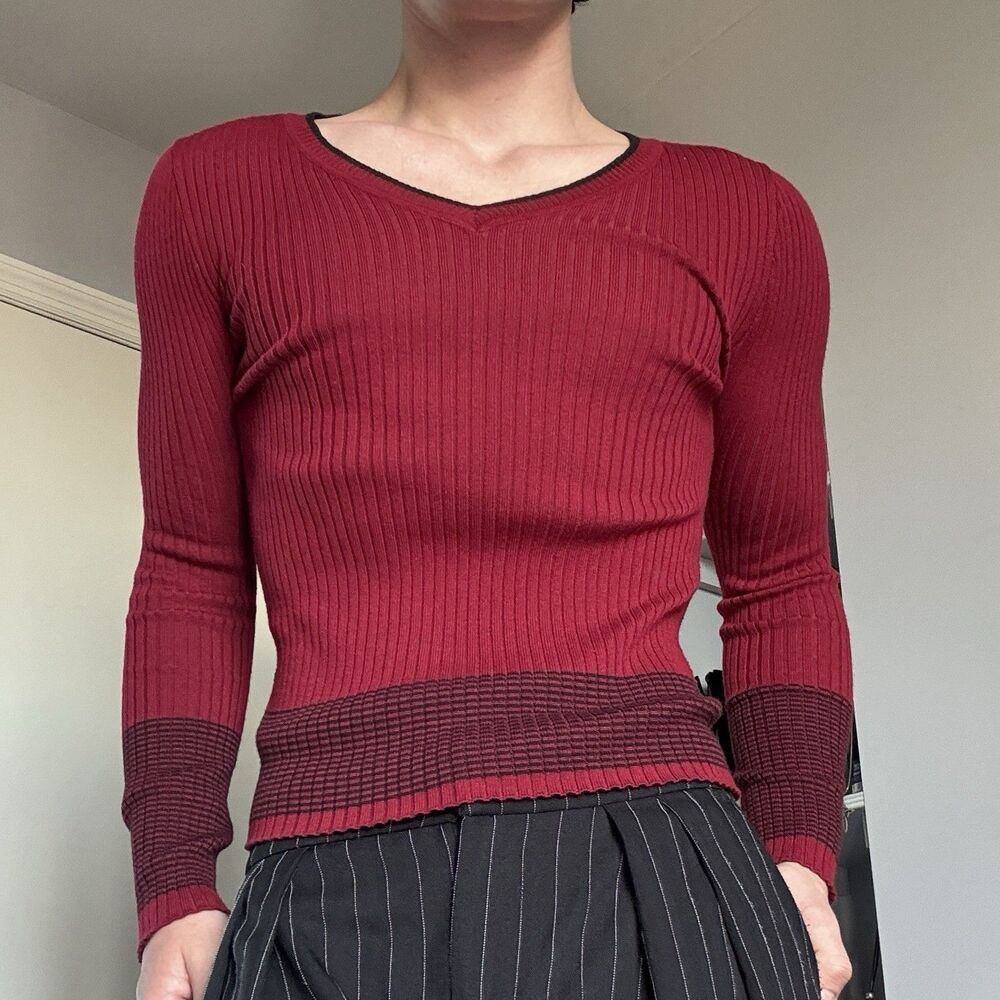 Yoki Womens Maroon Black Ribbed Sweater V Neck Slim Fit Layering Top Large Fit S